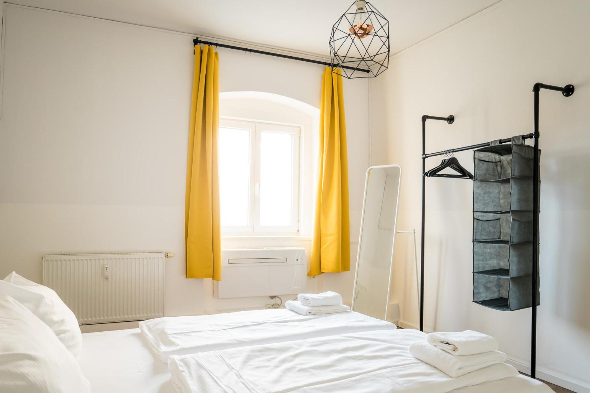 Three Bedroom Big Kitchen Selfcheckin Street Parking Appartamento Berlino
